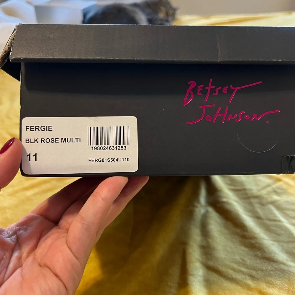 Betsey Johnson Fergie Sandal - Picture 7 of 7